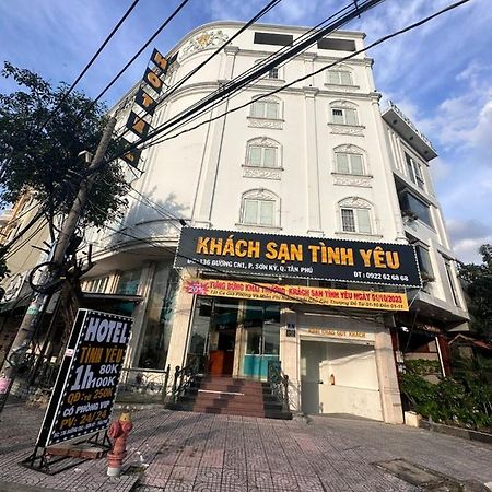 Отель Khach San Tinh Yeu Хошимин Экстерьер фото